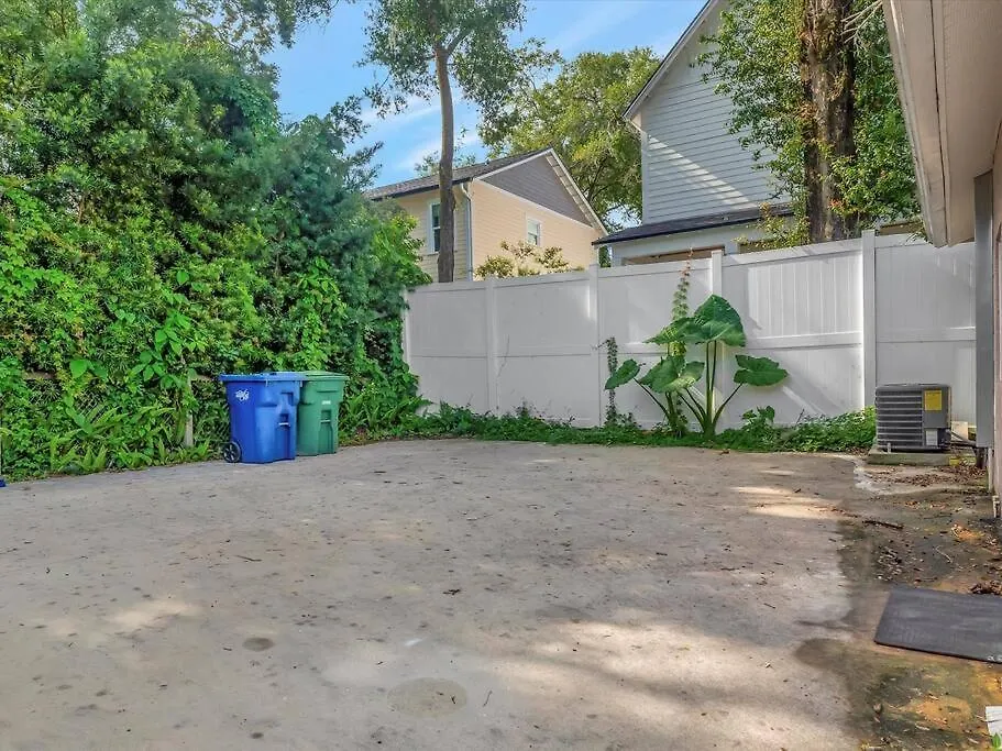 Appartamento 10 Minutes To Downtown Free Parking, Ac Tampa